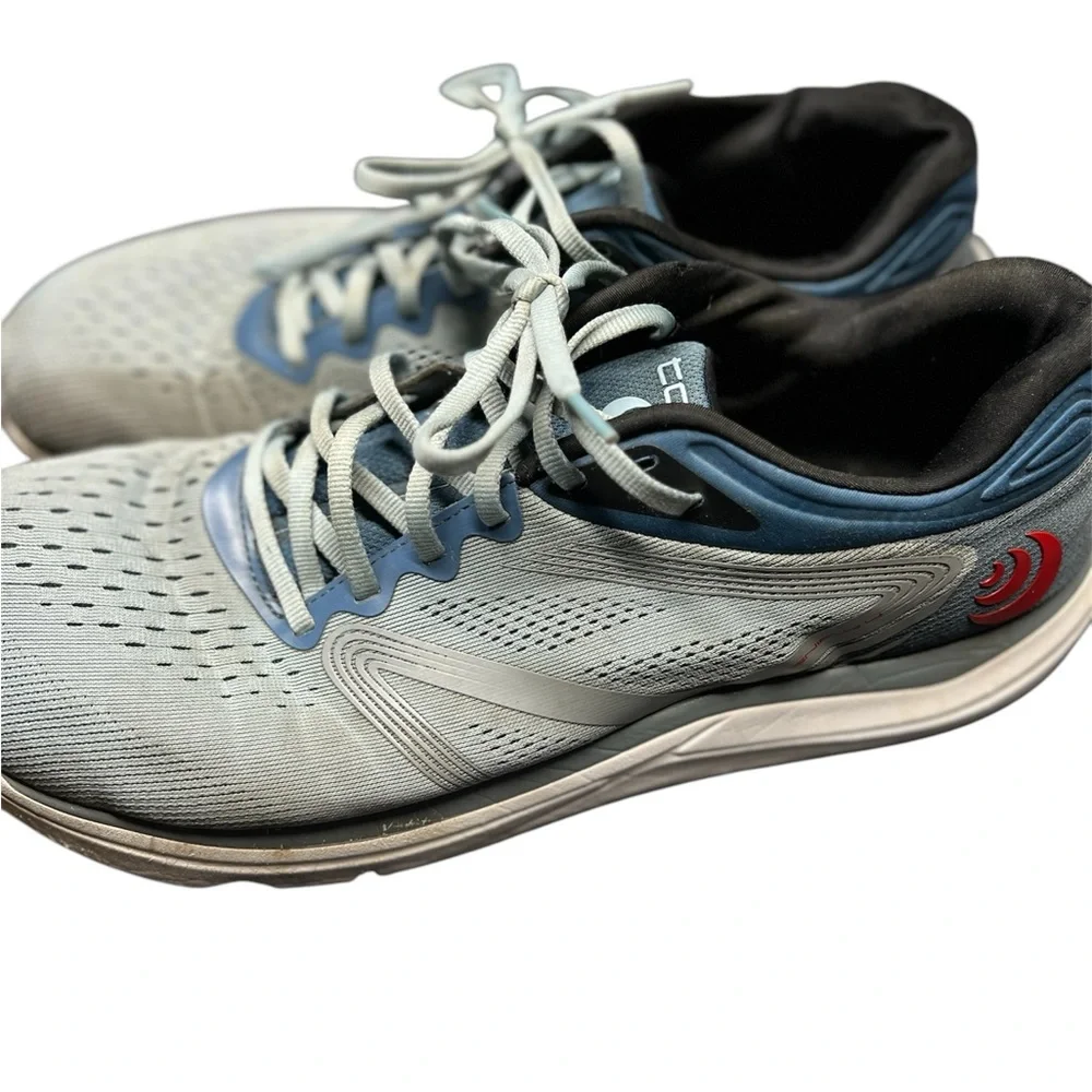 Topo‎ Athletic Men’s Magnifly 4 Running Shoes Stone/White Size 12.5